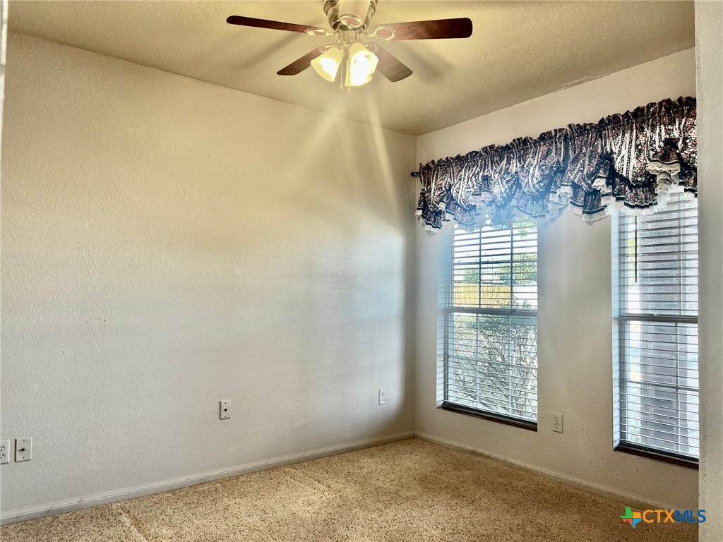 2306 Mikulec Drive Property Photo 9