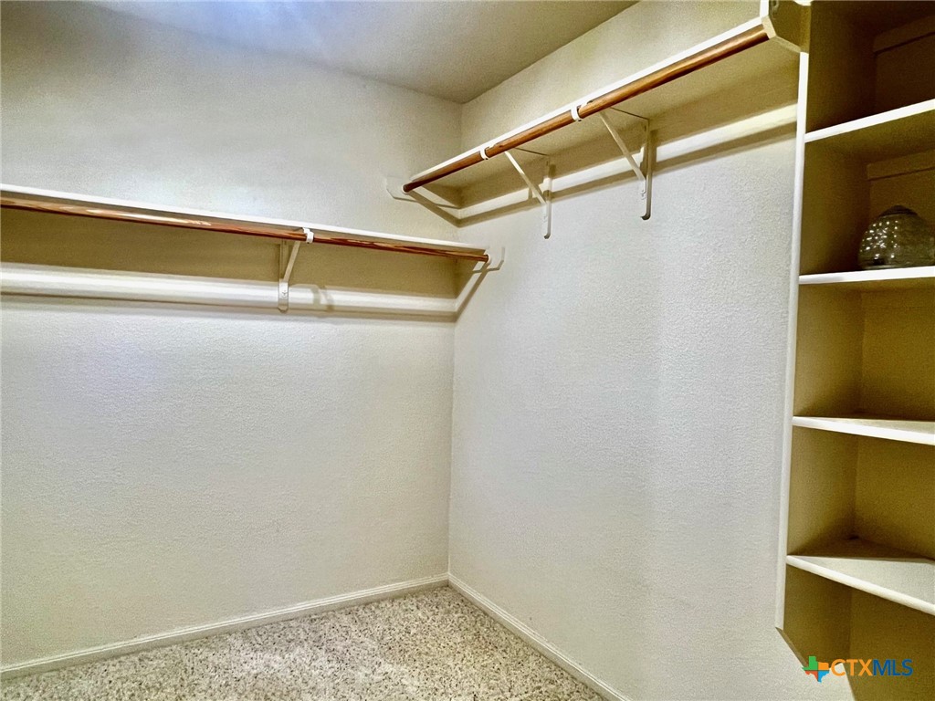 2306 Mikulec Drive Property Photo 14