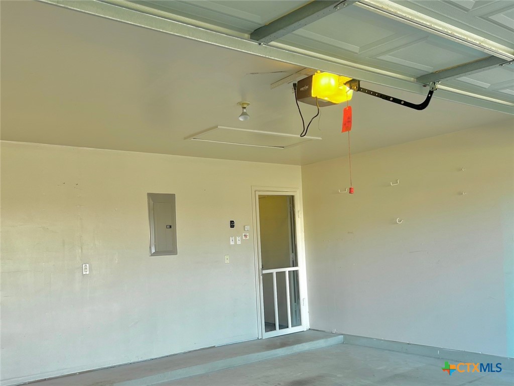 2306 Mikulec Drive Property Photo 20
