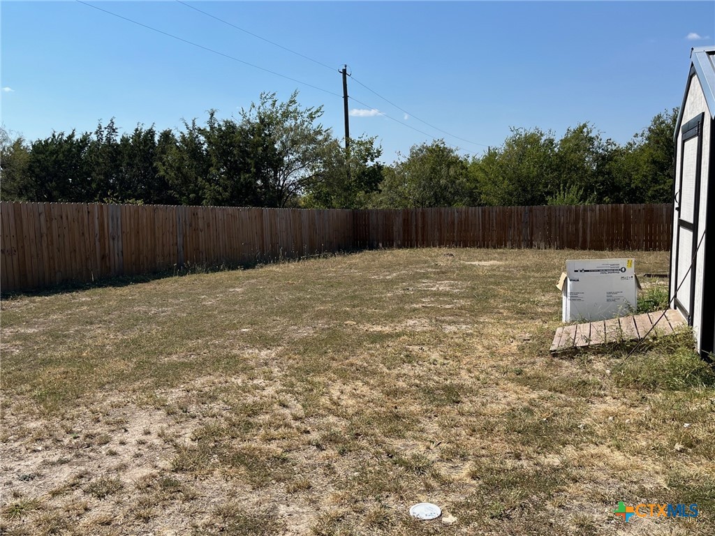 709 Lampasas Street Property Photo 12