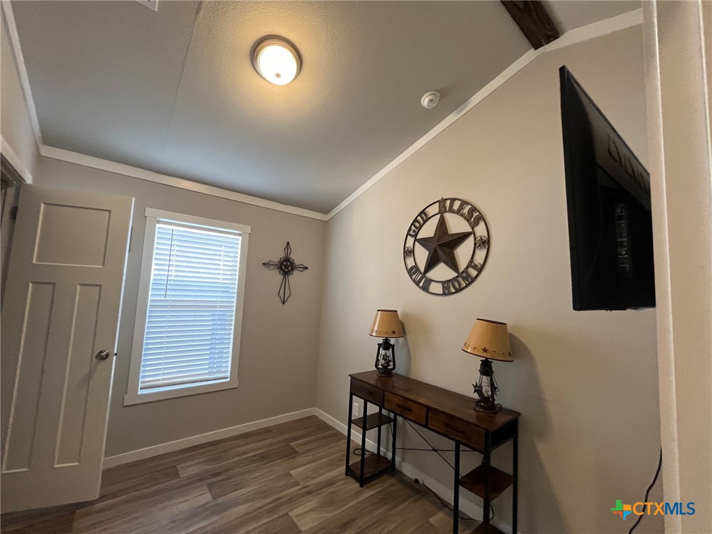 709 Lampasas Street Property Photo 21