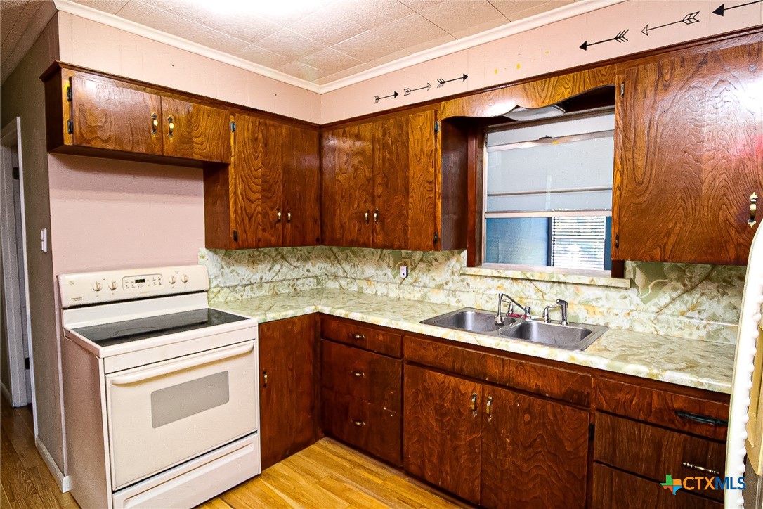 1124 E Kingsbury Street B Property Photo 19