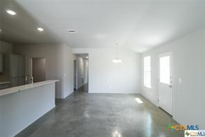 316 Lowes Boulevard Property Photo 7