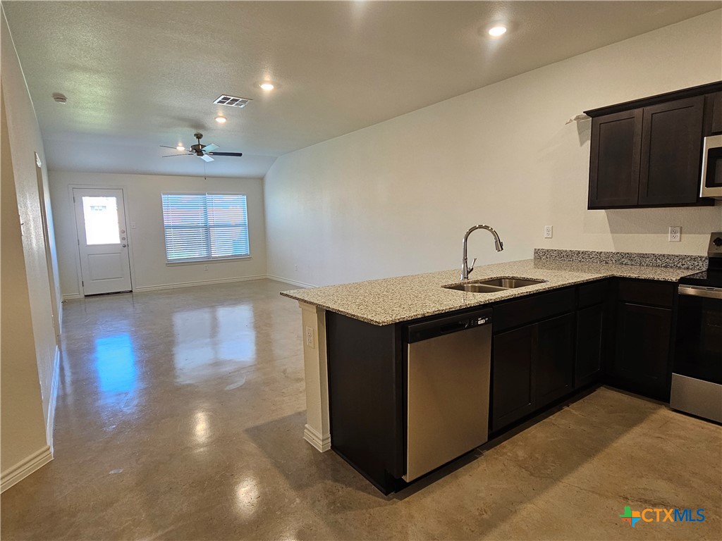1262 Lehmann Drive A Property Photo 3