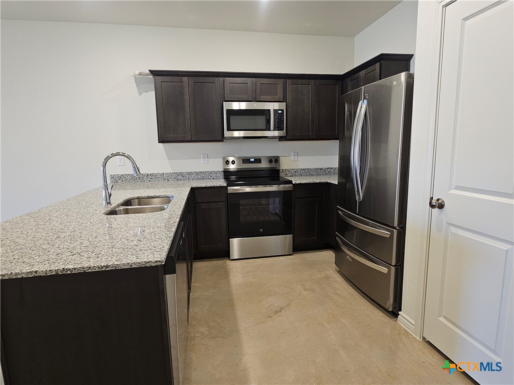 1262 Lehmann Drive A Property Photo 4