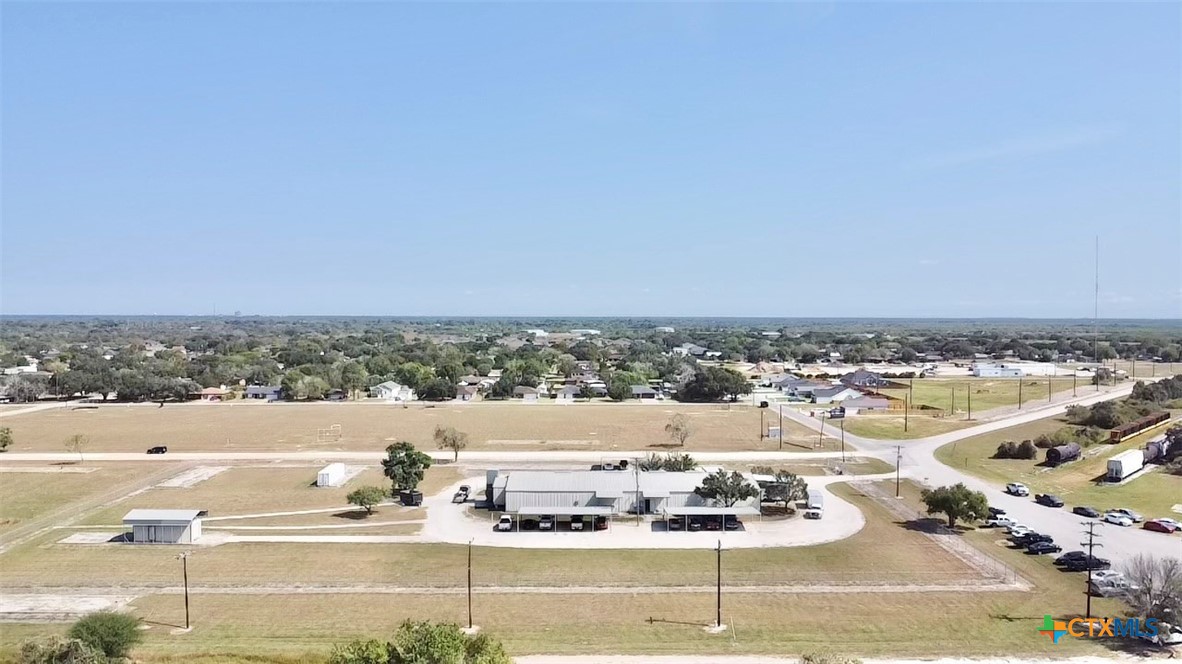 400 Warehouse Road Property Photo 1