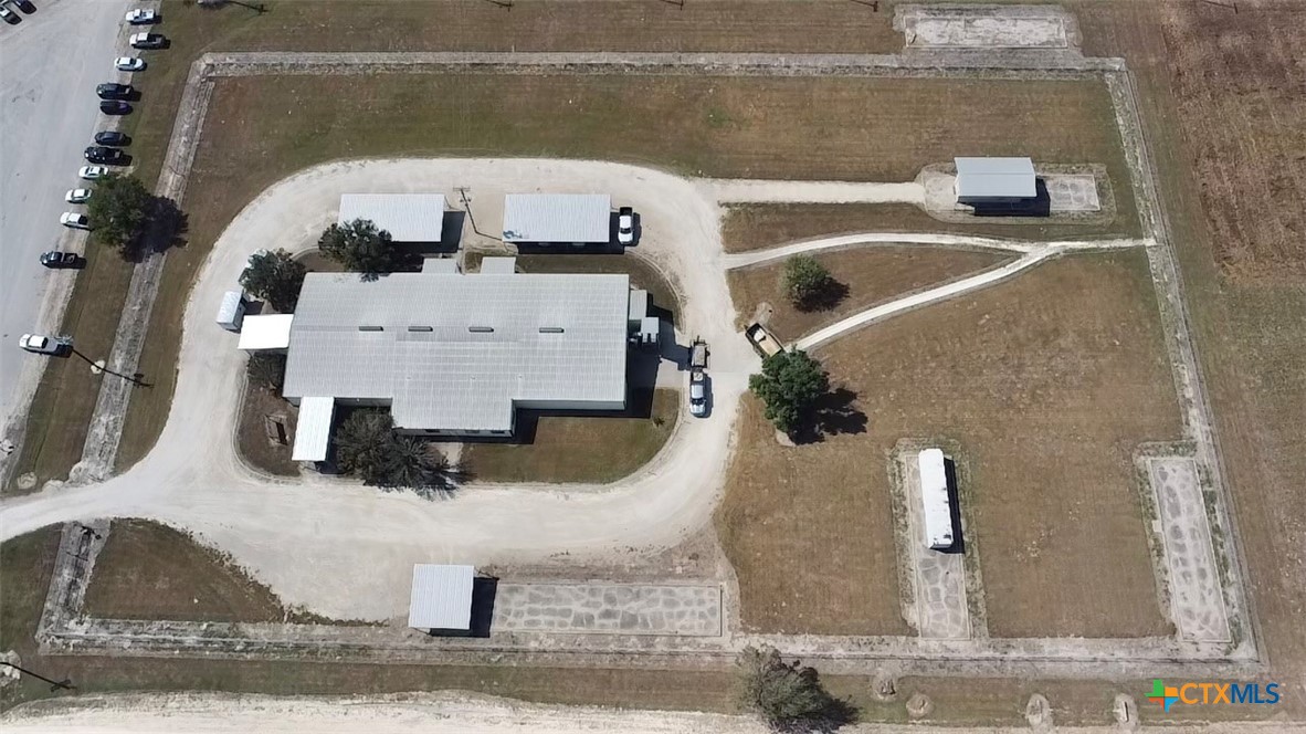400 Warehouse Road Property Photo 2