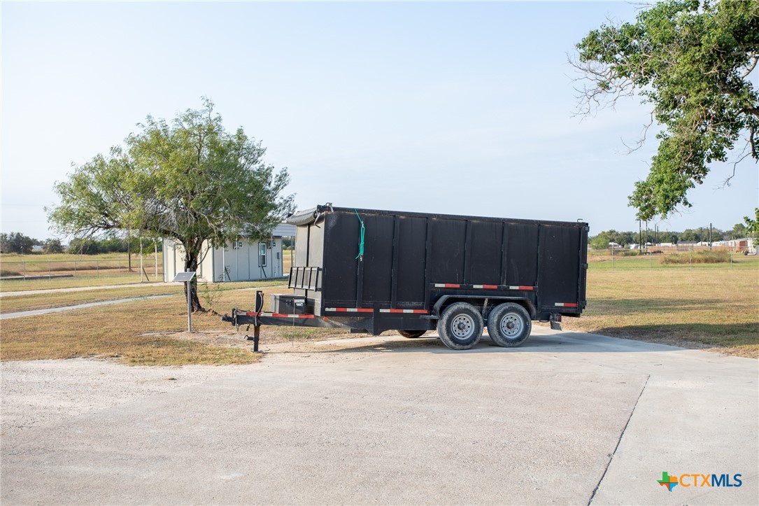 400 Warehouse Road Property Photo 18