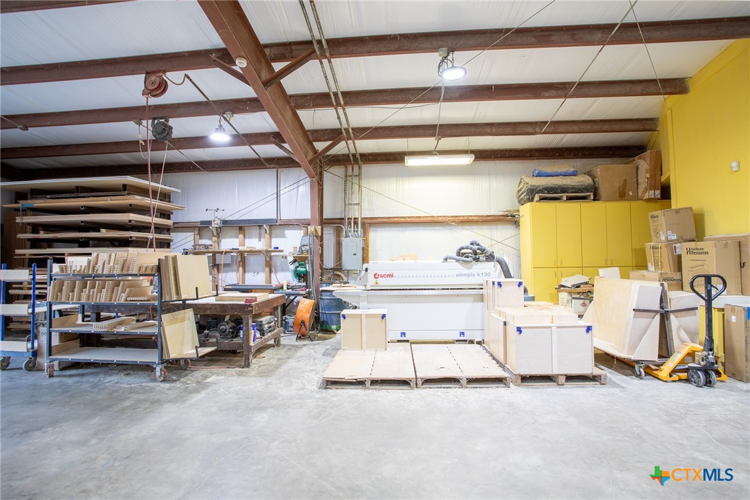 400 Warehouse Road Property Photo 31
