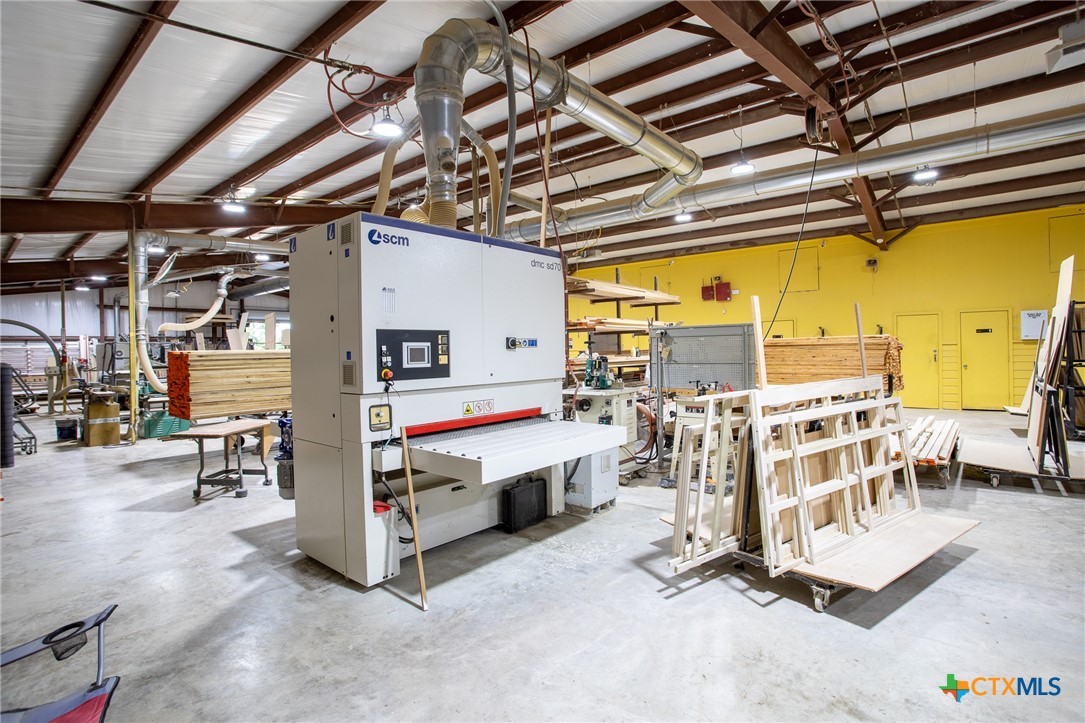 400 Warehouse Road Property Photo 33