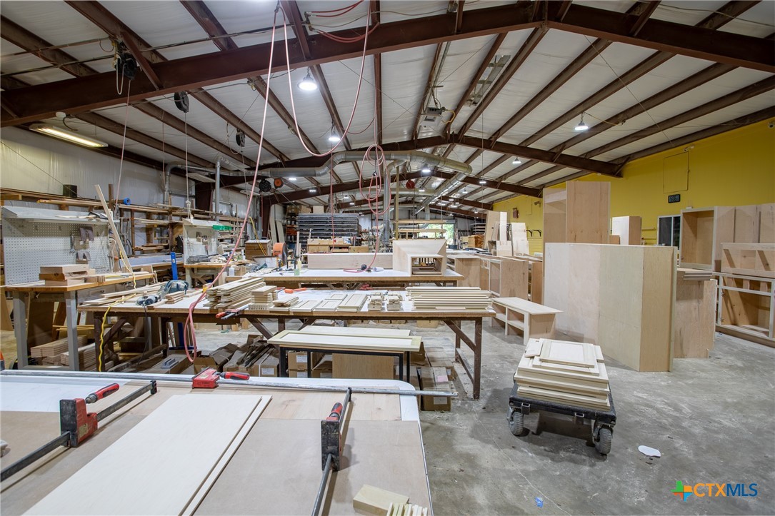 400 Warehouse Road Property Photo 35