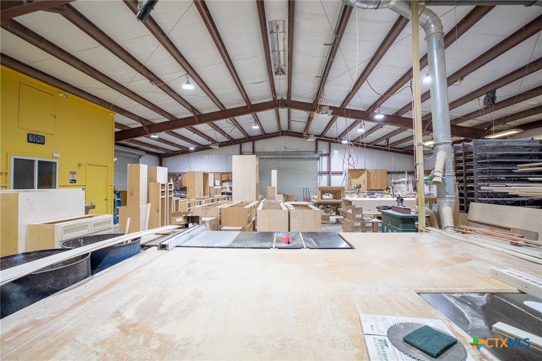 400 Warehouse Road Property Photo 37