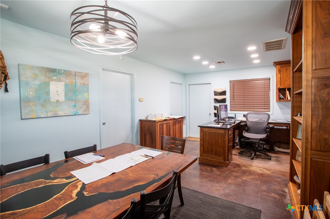 400 Warehouse Road Property Photo 39