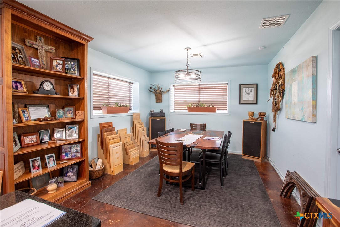 400 Warehouse Road Property Photo 41