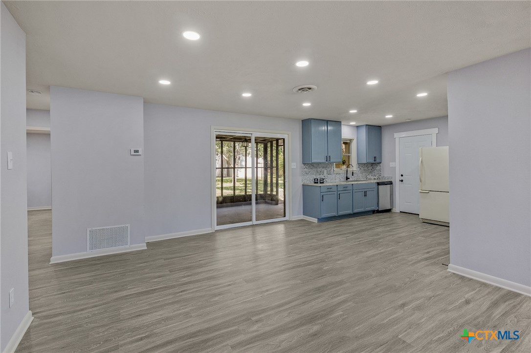 2225 Mcpherson Drive Property Photo 11