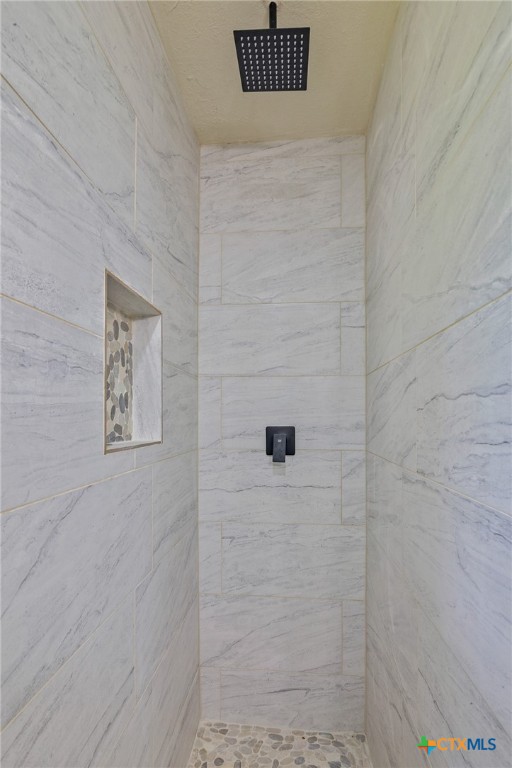 2225 Mcpherson Drive Property Photo 15