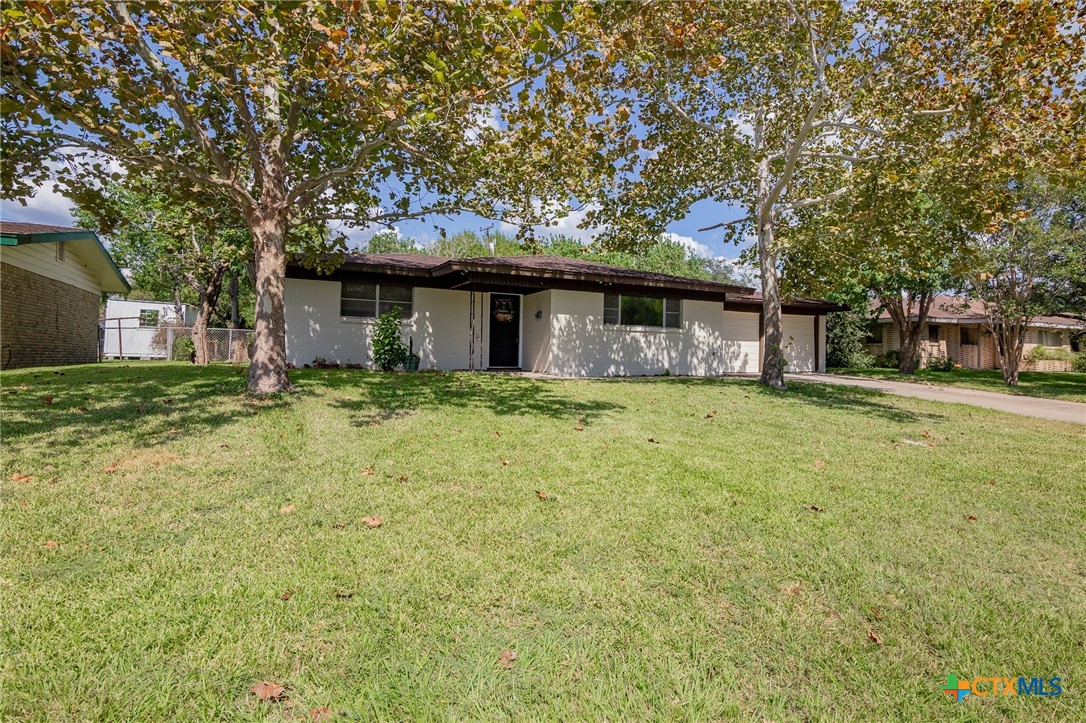 2225 Mcpherson Drive Property Photo 21