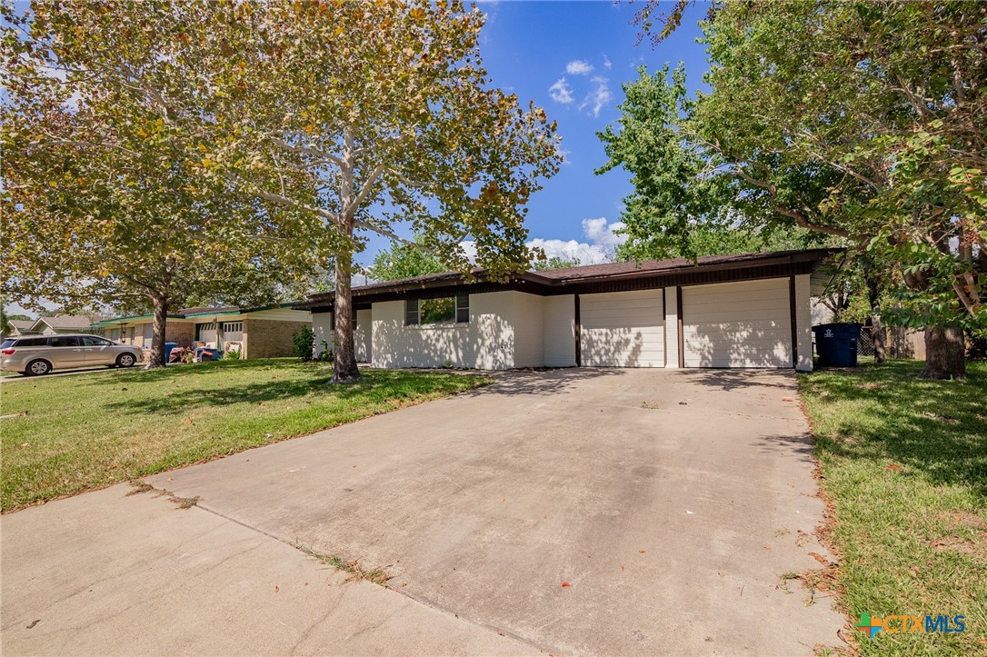 2225 Mcpherson Drive Property Photo 24