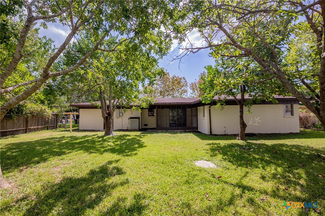 2225 Mcpherson Drive Property Photo 27