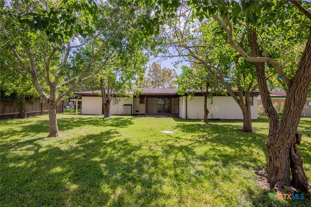 2225 Mcpherson Drive Property Photo 28