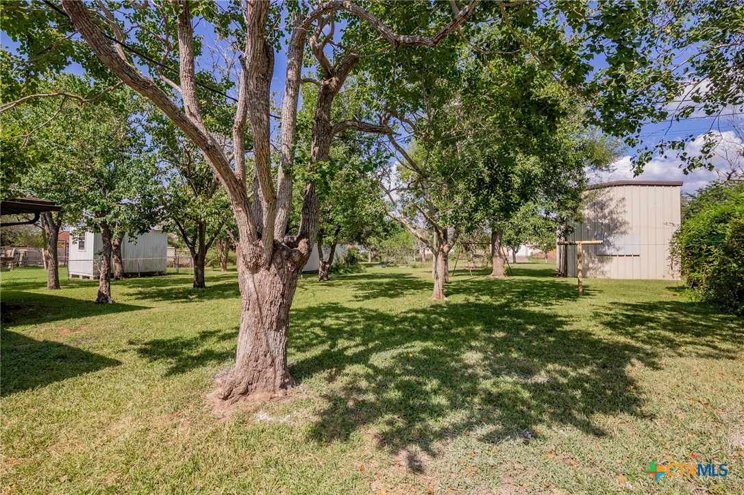 2225 Mcpherson Drive Property Photo 30