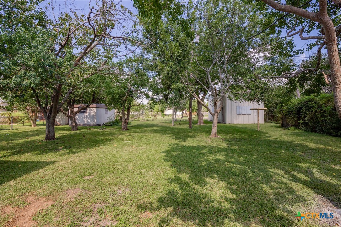 2225 Mcpherson Drive Property Photo 32