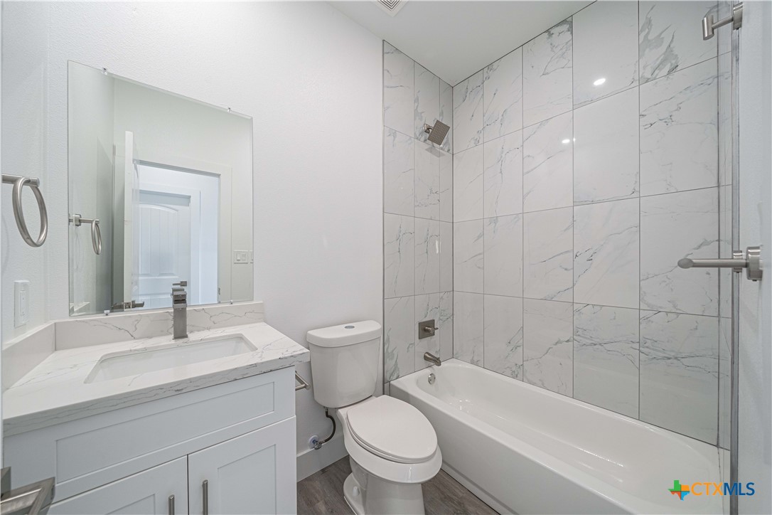 425 Scenic Hills Drive Property Photo 15