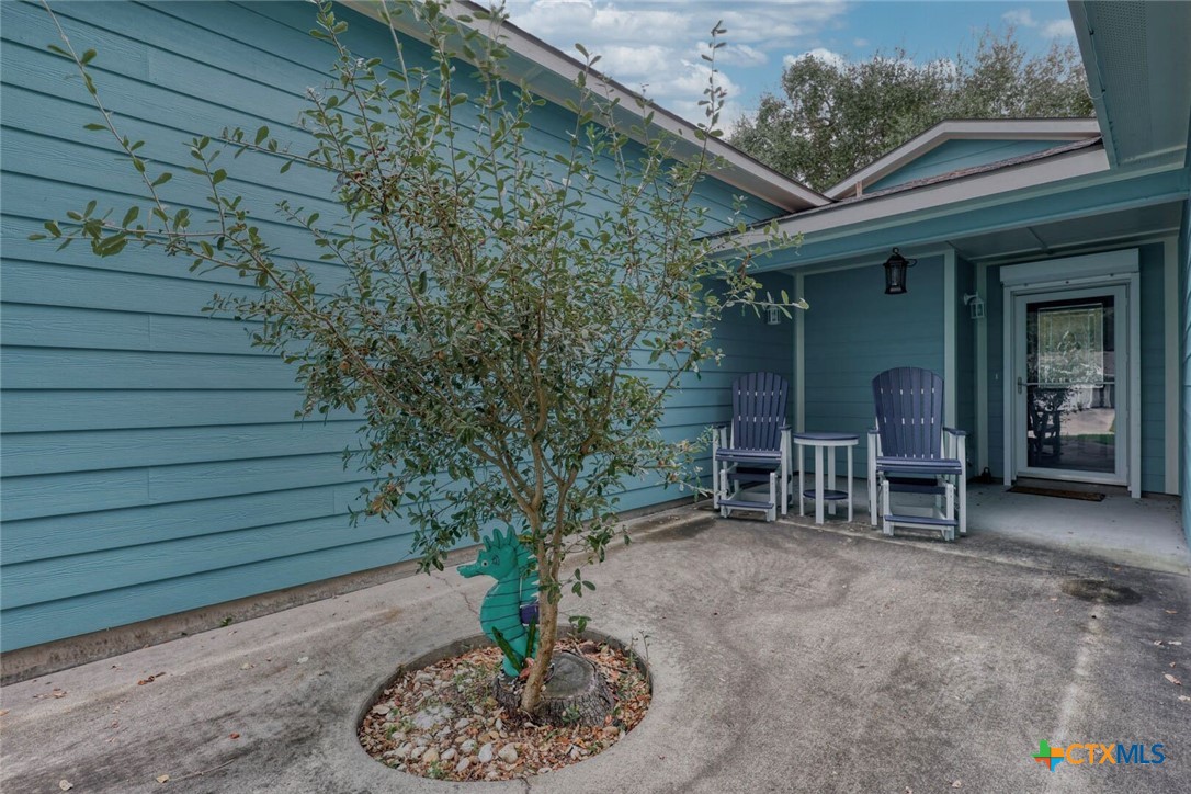 126 Breezy Street Property Photo 3