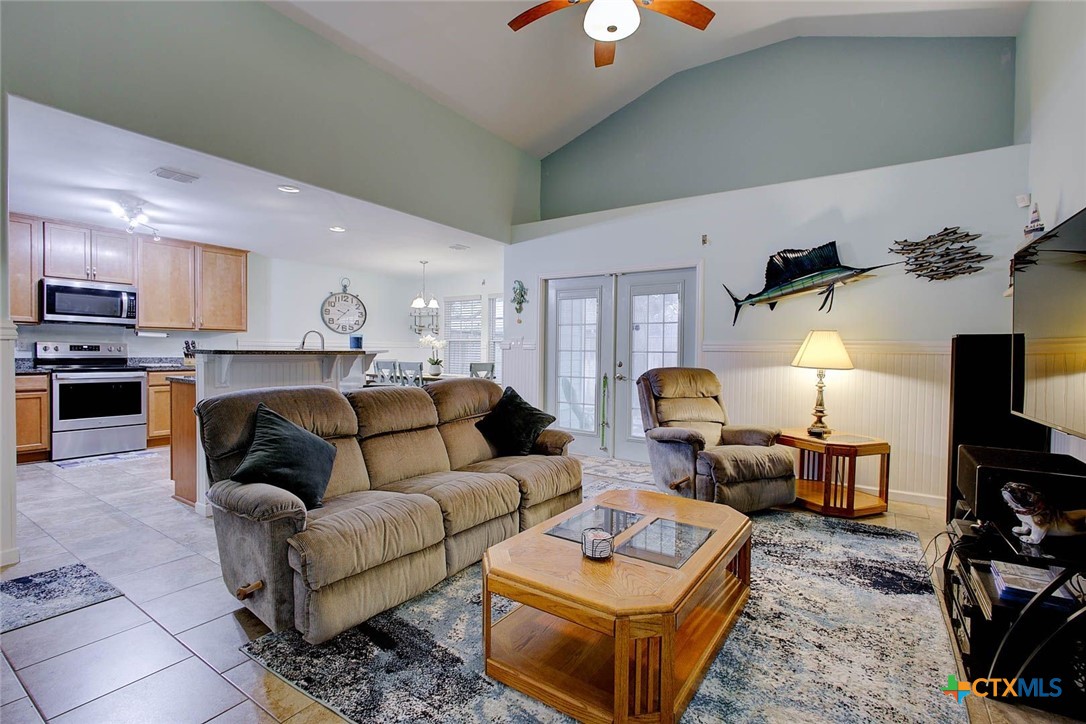 126 Breezy Street Property Photo 5