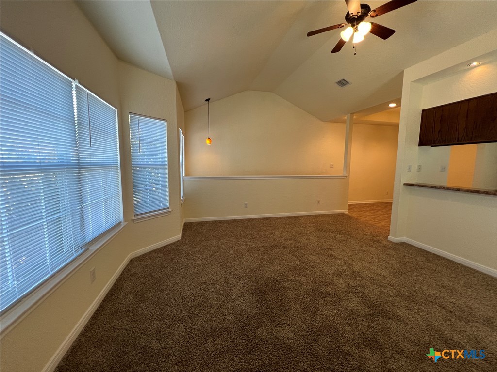 1268 Hillcrest Drive Property Photo 8