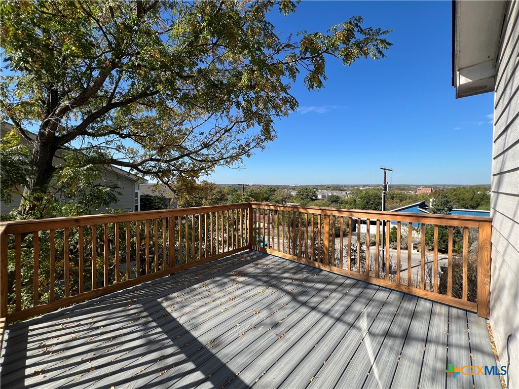 1268 Hillcrest Drive Property Photo 11
