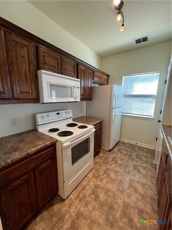 1268 Hillcrest Drive Property Photo 17