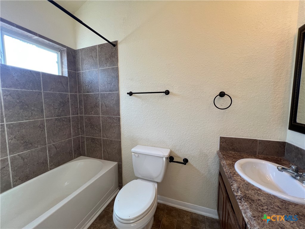 1268 Hillcrest Drive Property Photo 31