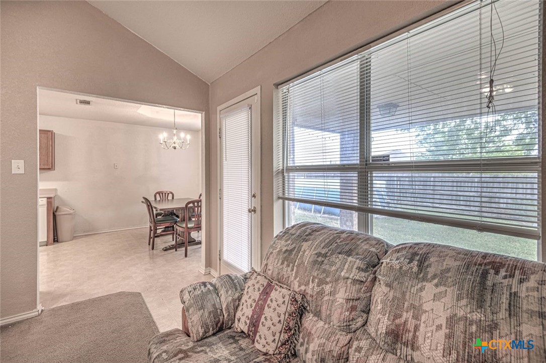 3507 Driftwood Drive Property Photo 8