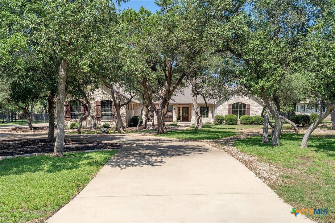 201 Roble Roja Drive Property Photo 1