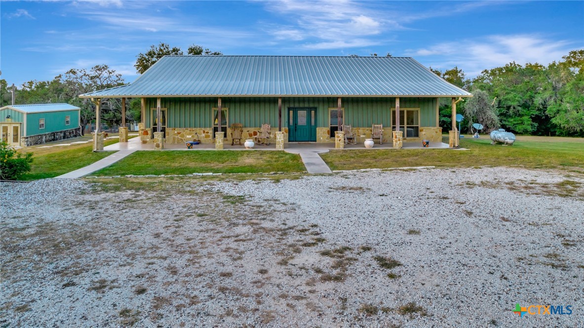 1176 Post Lane Property Photo 1