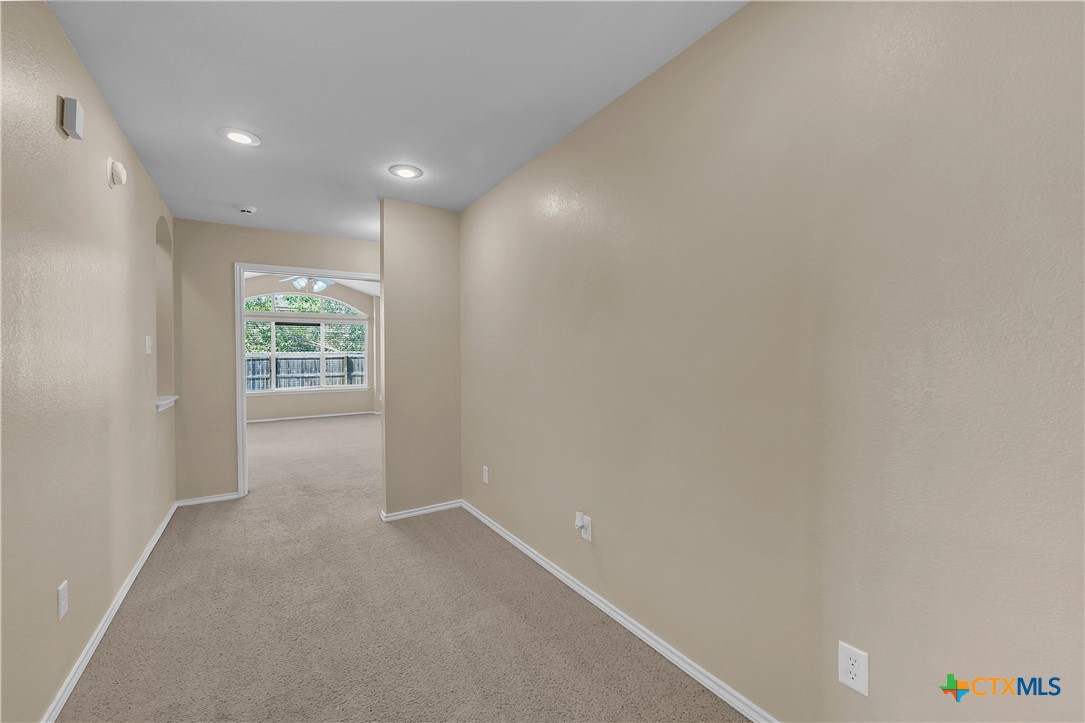 6113 Melanie Drive Property Photo 20