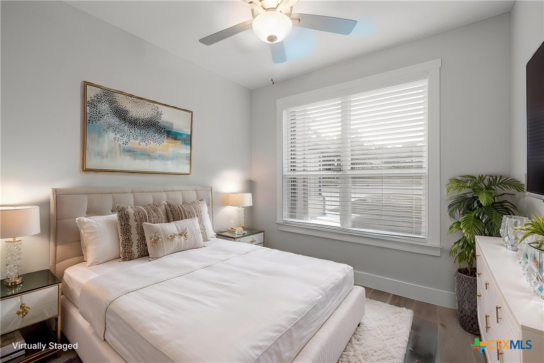 1163 Lavaca Property Photo 3