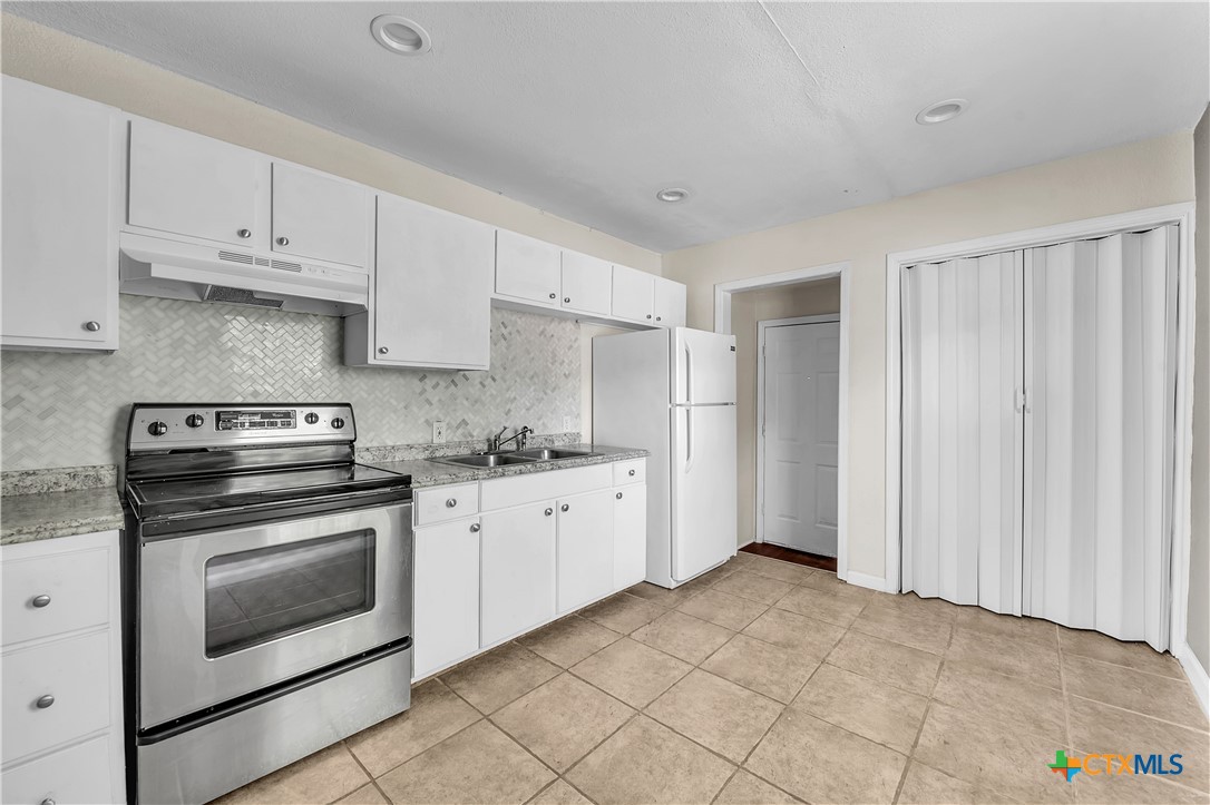 1005 S 6th Street Property Photo 5
