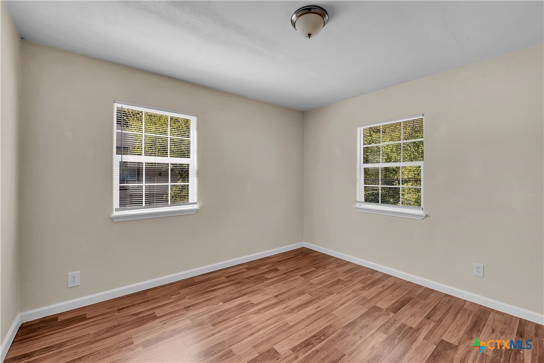 1005 S 6th Street Property Photo 10