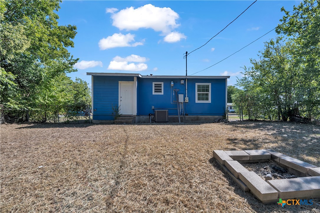 1005 S 6th Street Property Photo 12