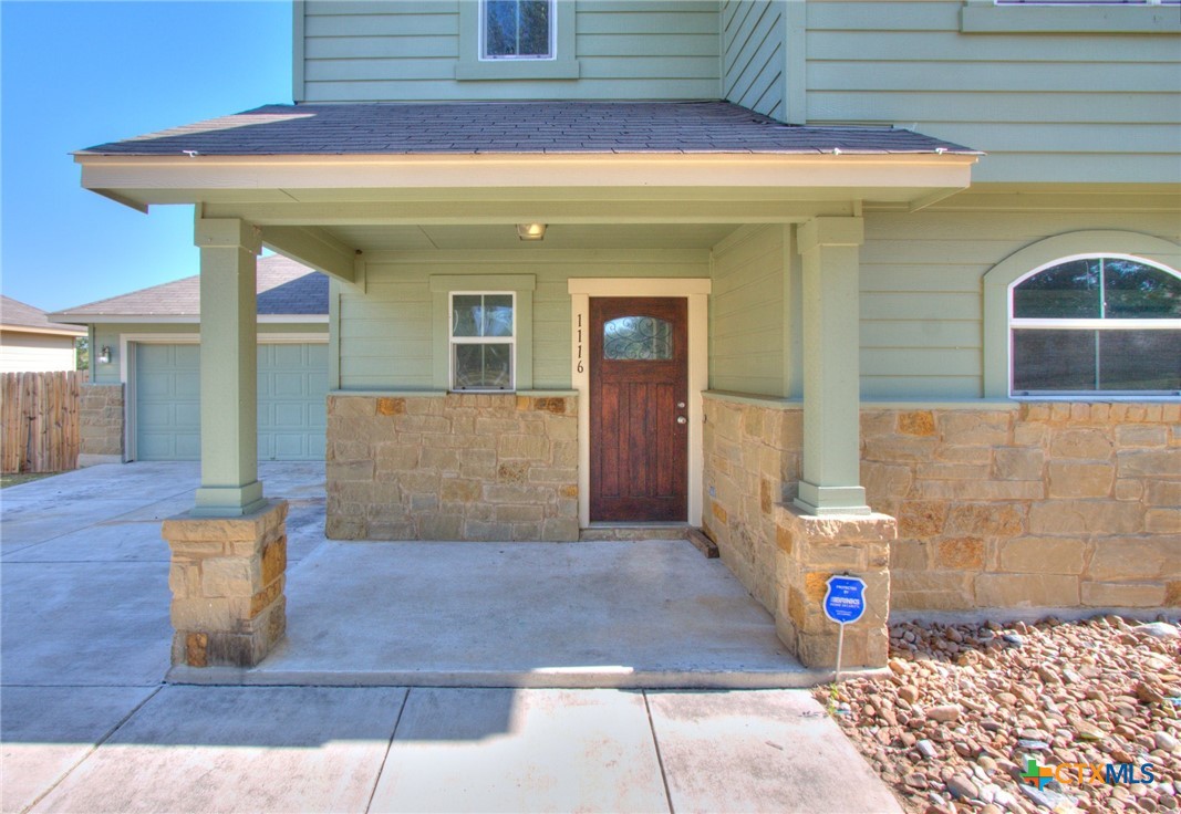1116 Wind Haven Drive Property Photo 3