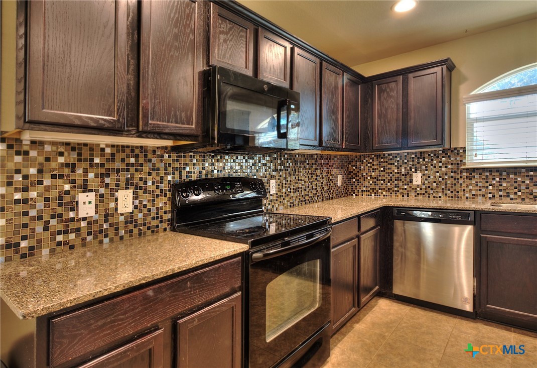 1116 Wind Haven Drive Property Photo 12