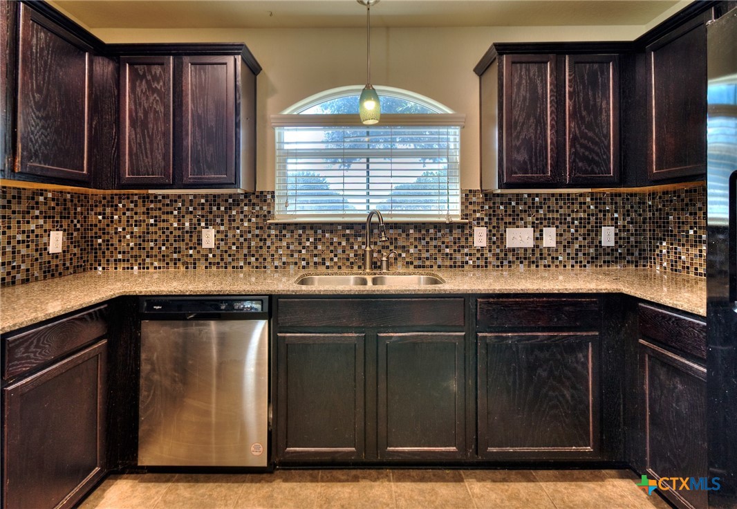 1116 Wind Haven Drive Property Photo 13