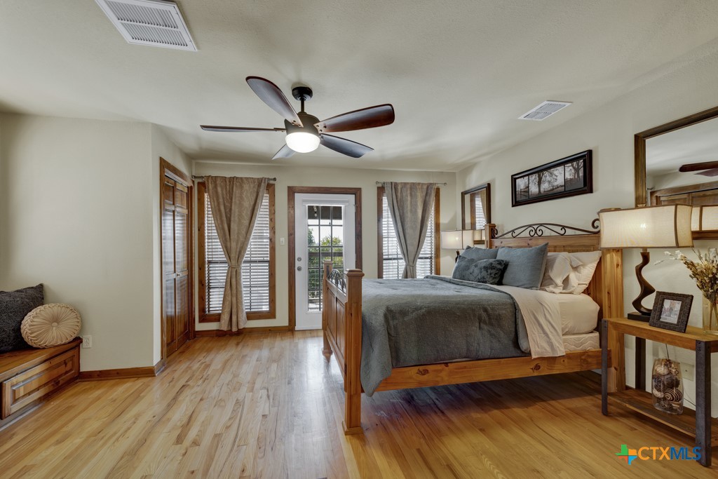 2198 Lakeshore Drive Property Photo 18