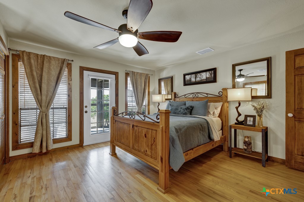 2198 Lakeshore Drive Property Photo 19