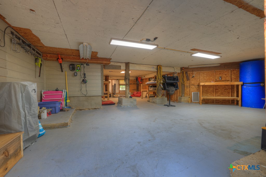 2198 Lakeshore Drive Property Photo 35