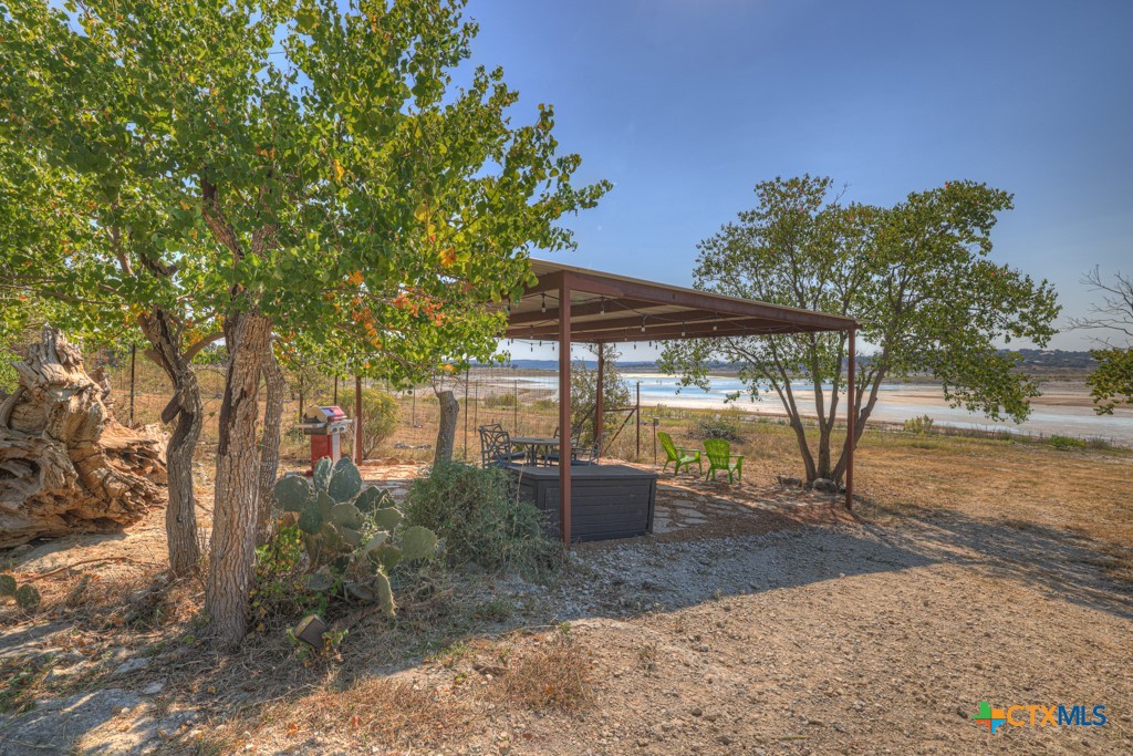 2198 Lakeshore Drive Property Photo 44
