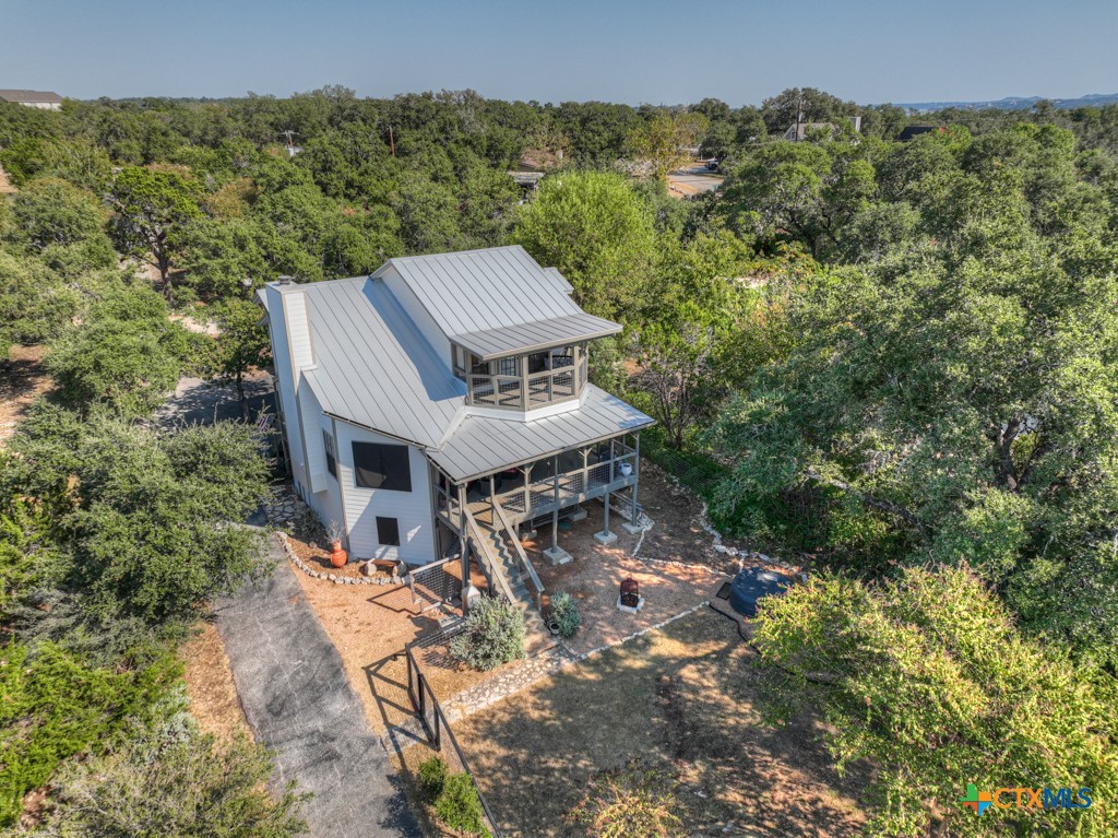 2198 Lakeshore Drive Property Photo 48