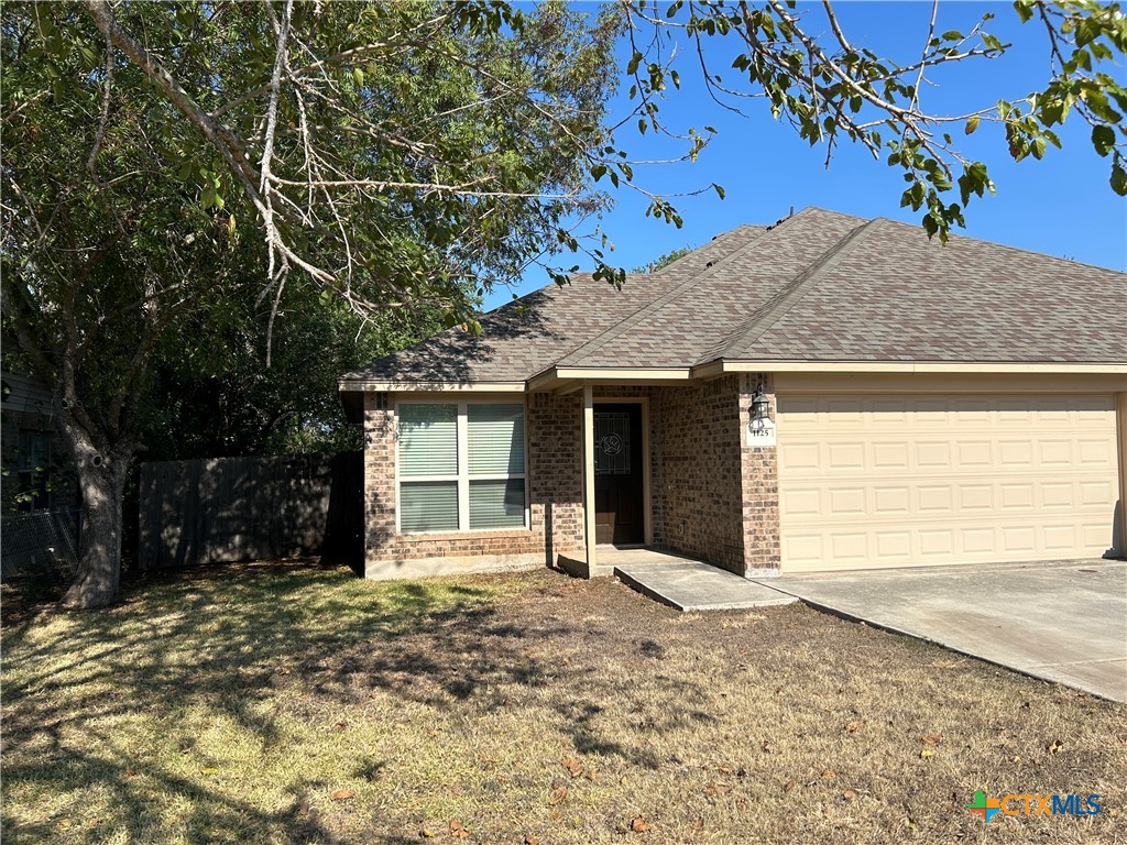1125 Misty Acres Drive Property Photo 2